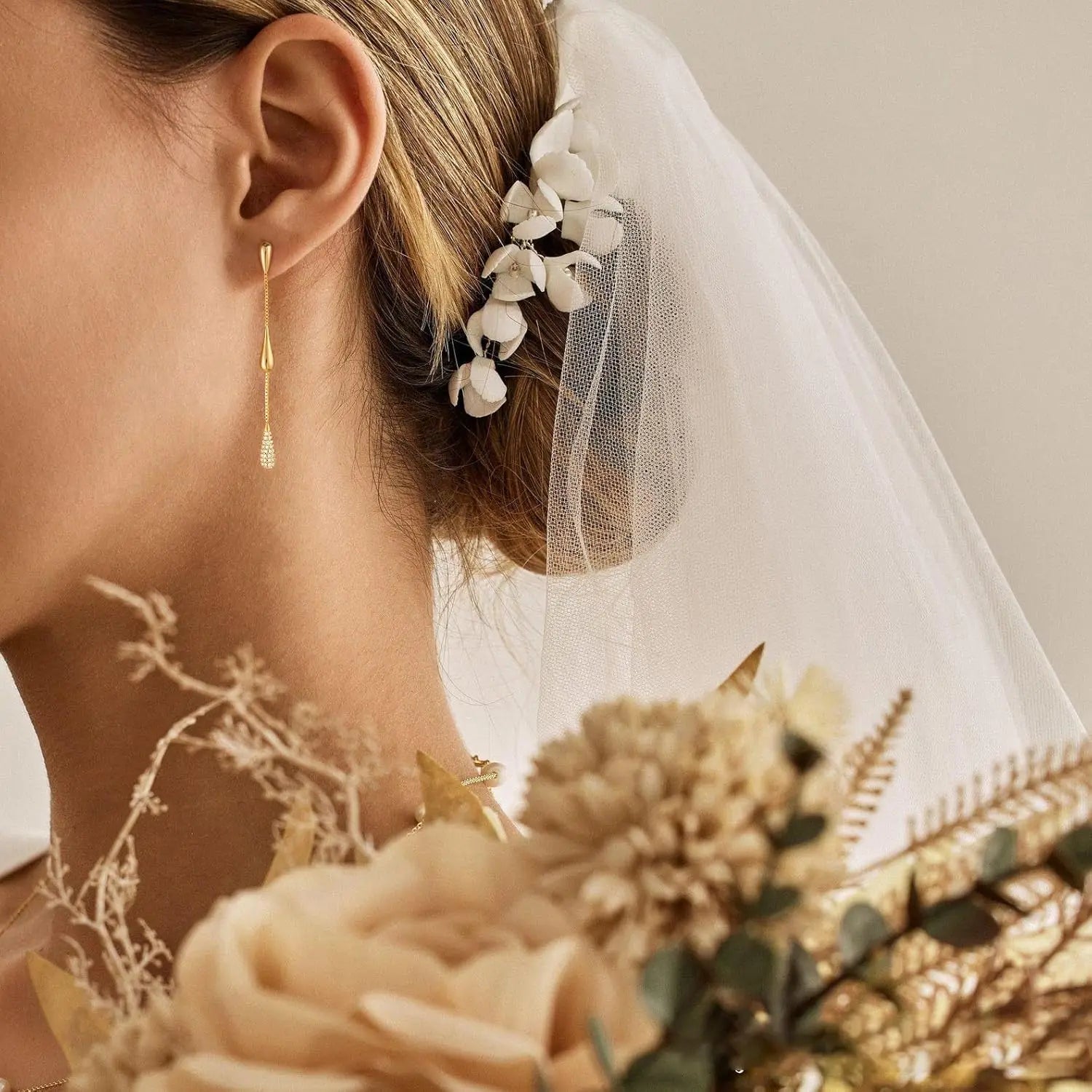 Boucles d'Oreilles Pendantes Plaquées Or 14 Carats | Zircon Cubique & Chaînes Délicates
